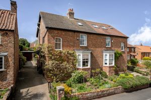 Beeholme- click for photo gallery